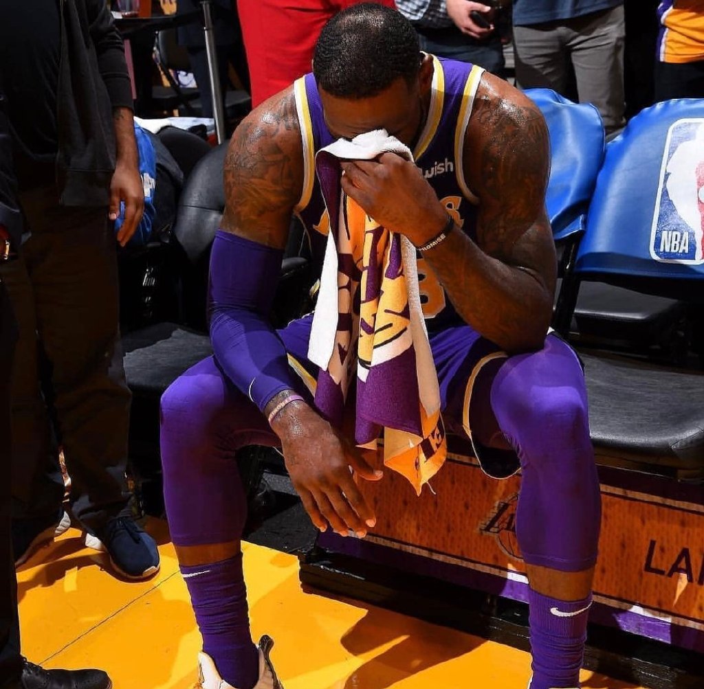 南宫28-包含詹姆斯连续七场比赛得分超过逆转，皇家马德里挑战极限！的词条