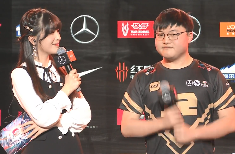 NG28-Doinb回归赛场，大胜首场状态亮眼，雄鹿观众沸腾！的简单介绍